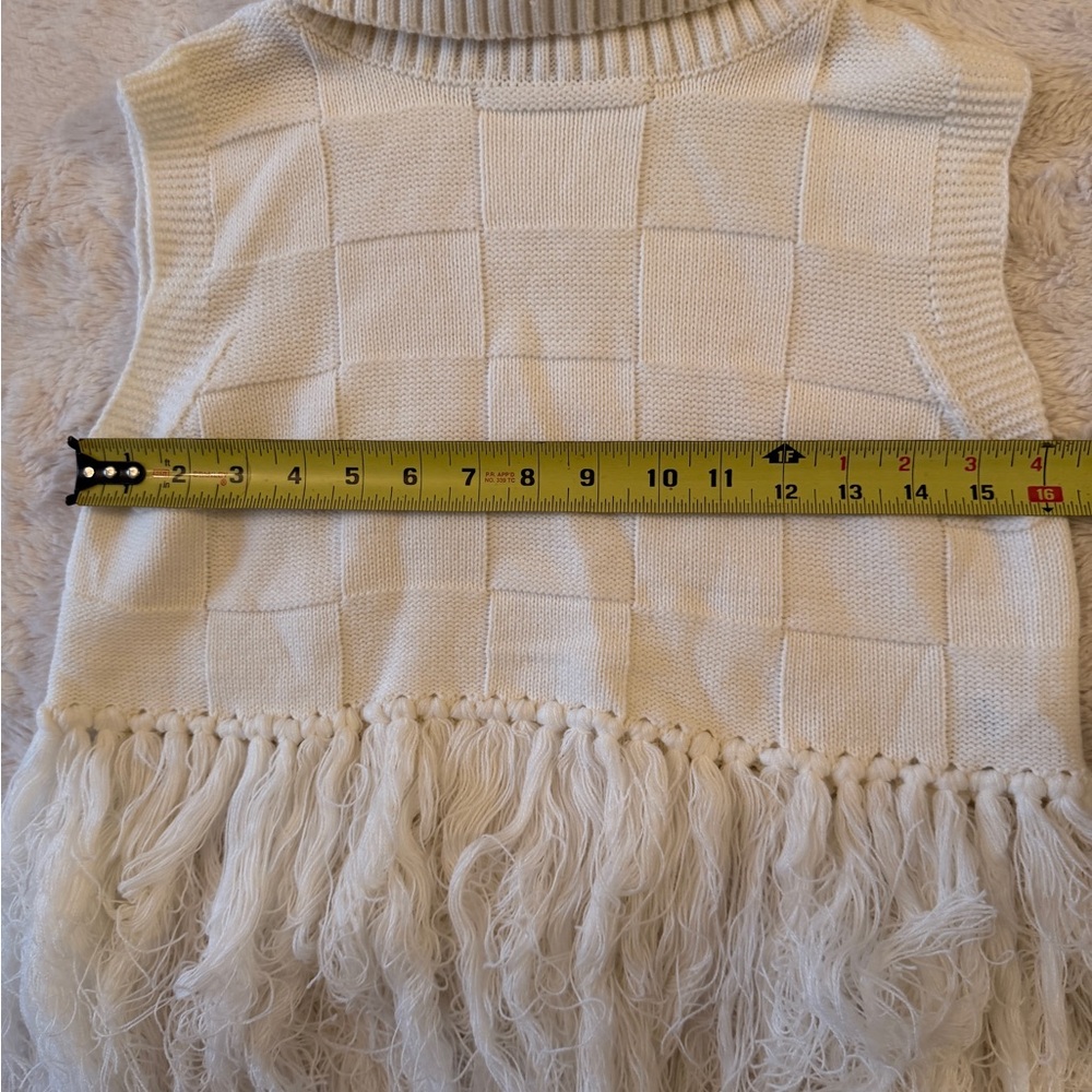 SHEIN Cream Checkerboard Fringe Turtleneck Sweater Vest XS - Picture 7 of 8